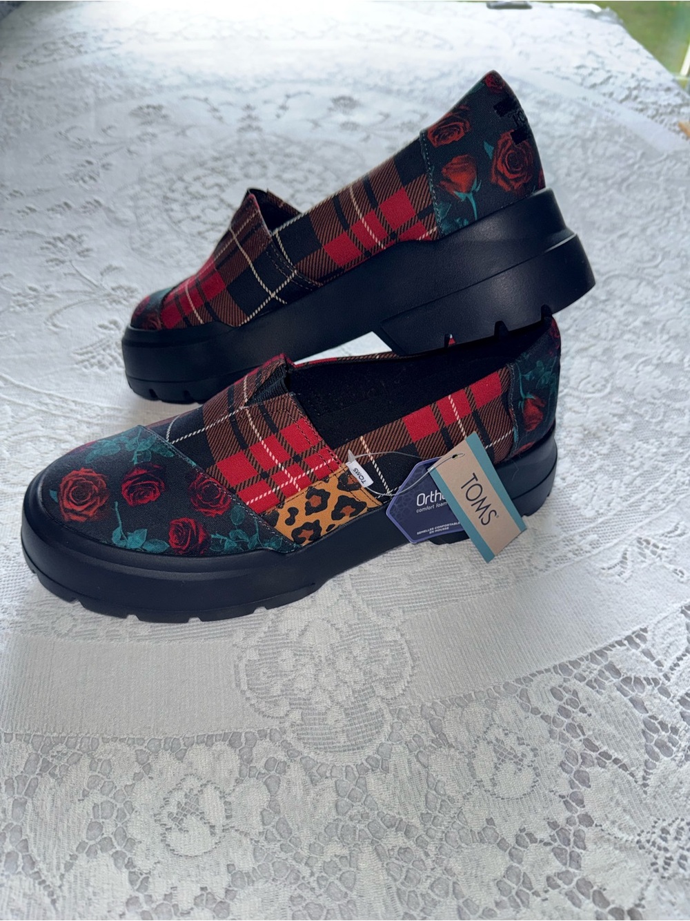TOMS Lug Sole Platform Loafers Womens 9.5 Patchwork Plaid Floral Slip On NEW